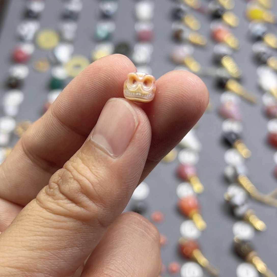 玛瑙/玉髓1未镶嵌8mm…..