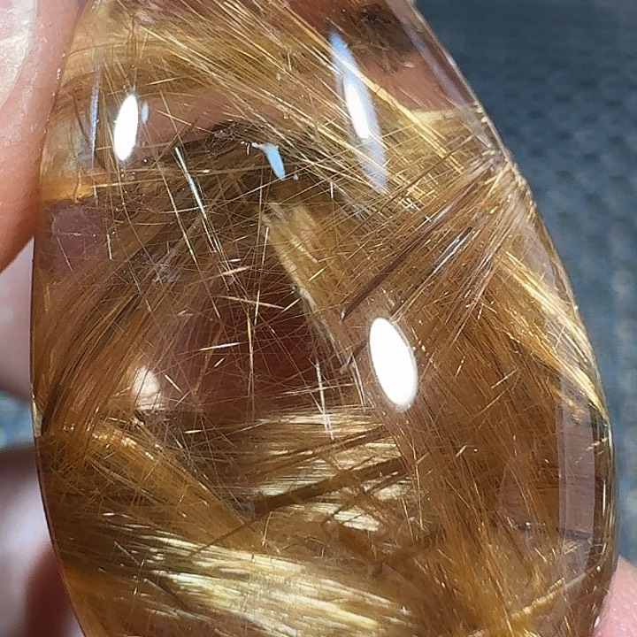 未镶嵌颈饰水晶一*