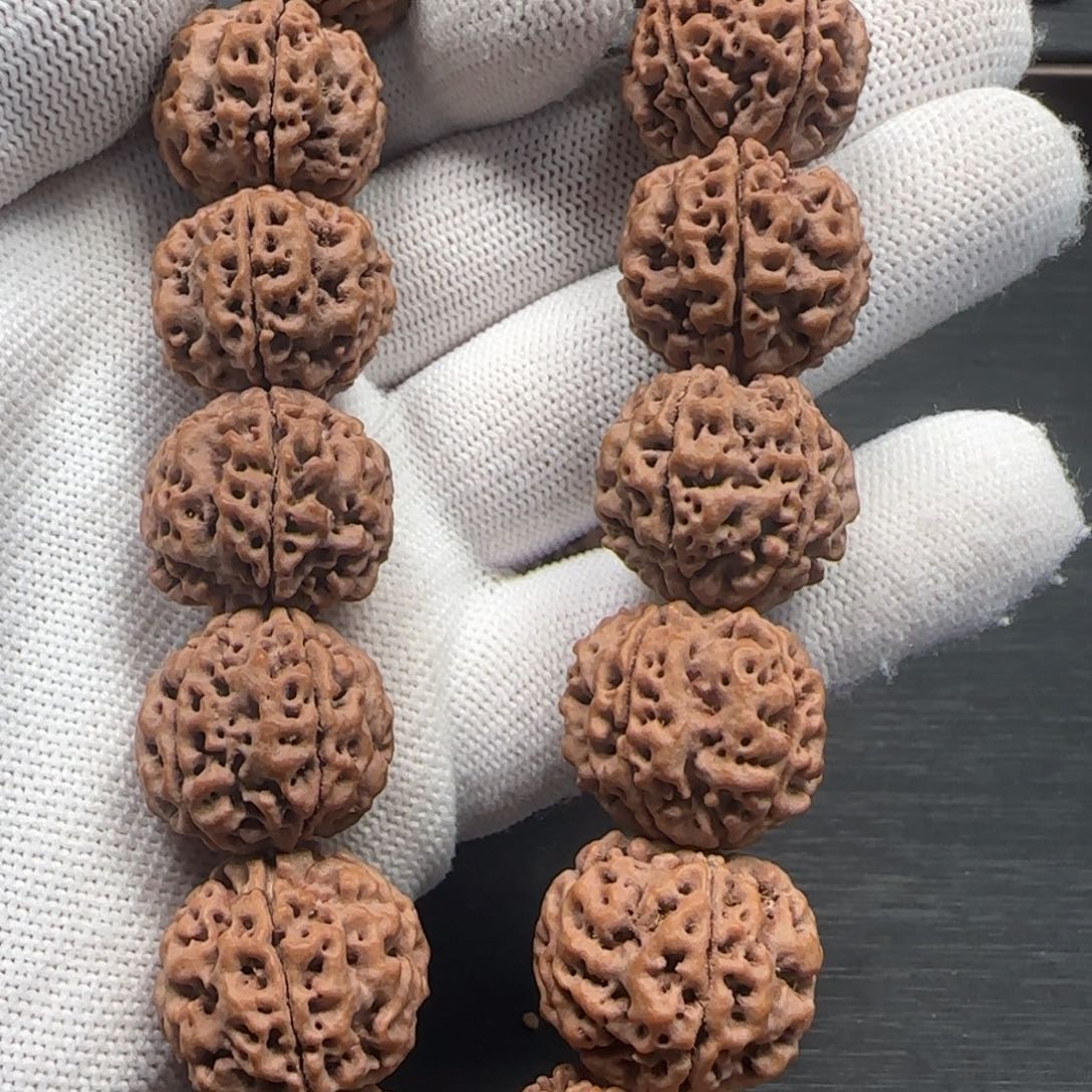 金刚菩提吊坠21+mm爆肉蜂窝（安娜）