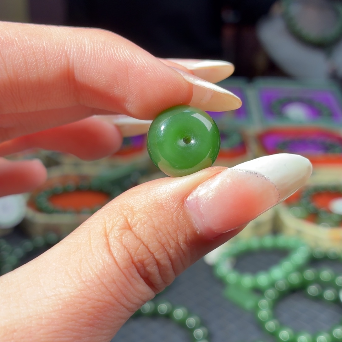 和田玉（碧玉）未镶嵌颈饰