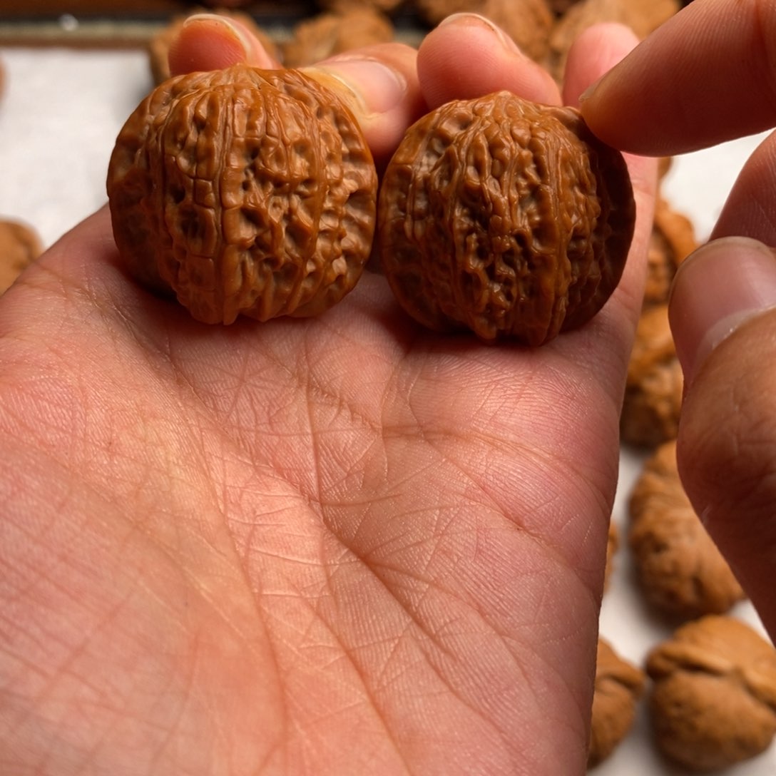 文玩核桃吊坠磨盘