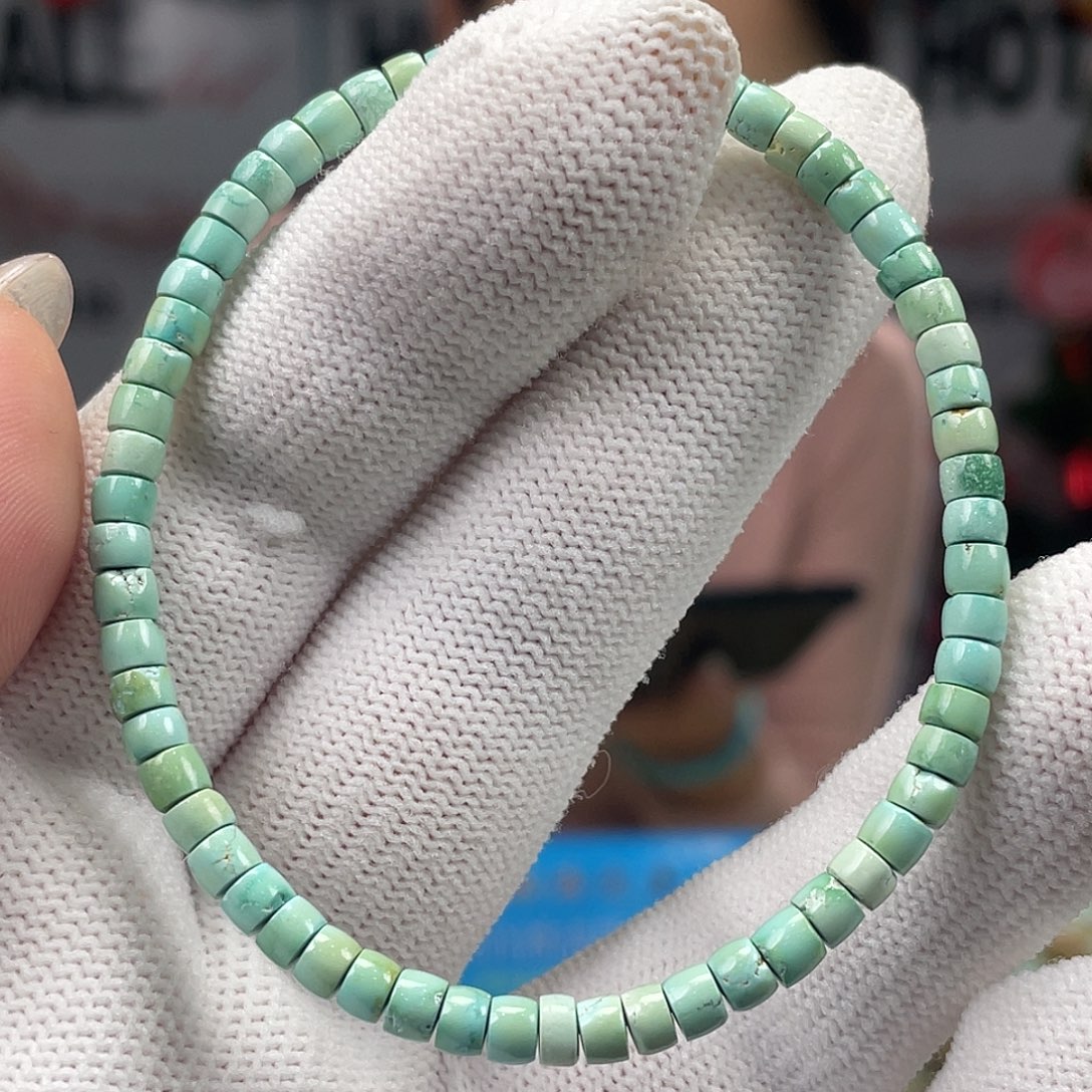 绿松石未镶嵌挂件