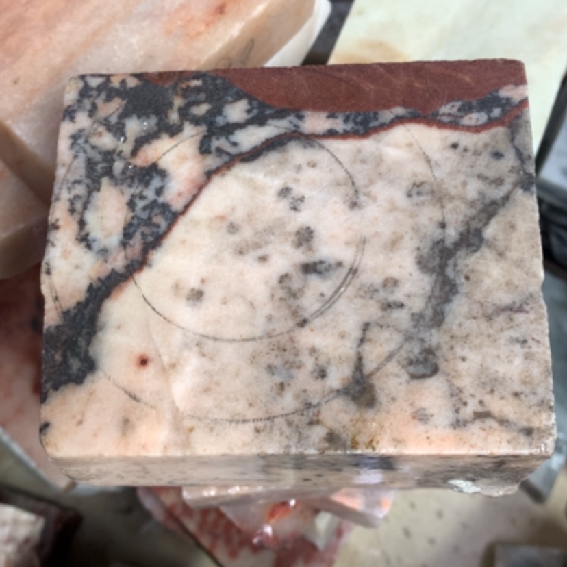 【闪购商品】未镶嵌手镯石英岩玉红虎皮草花