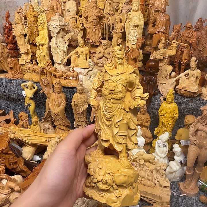 黄杨木黄杨木瑕疵关公