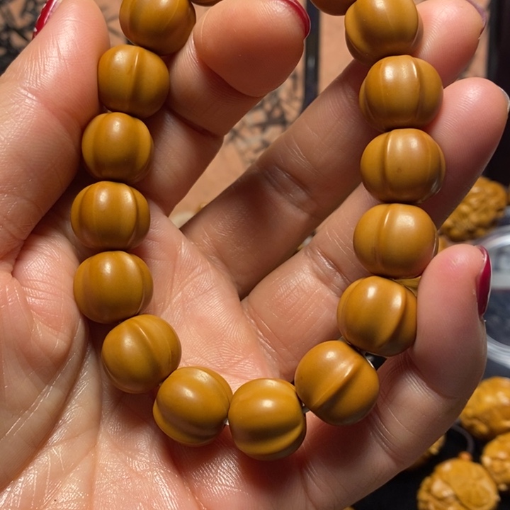 橄榄核手串/手链鲨鱼背