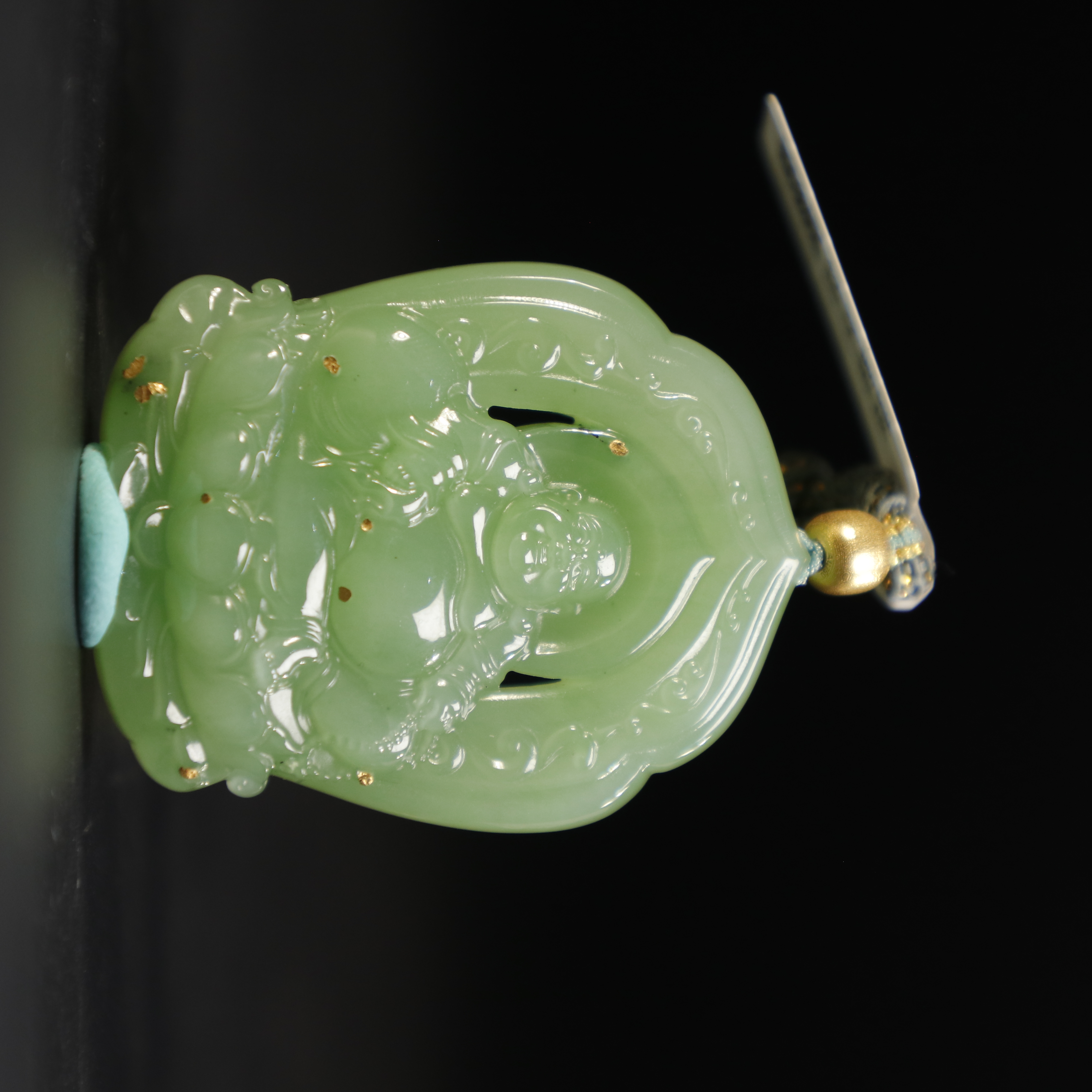 lot8863 和田玉翠青弥勒挂牌/云南典藏