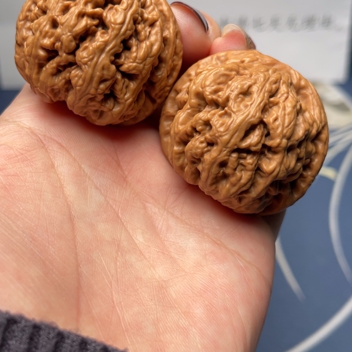 文玩核桃把件粗筋41