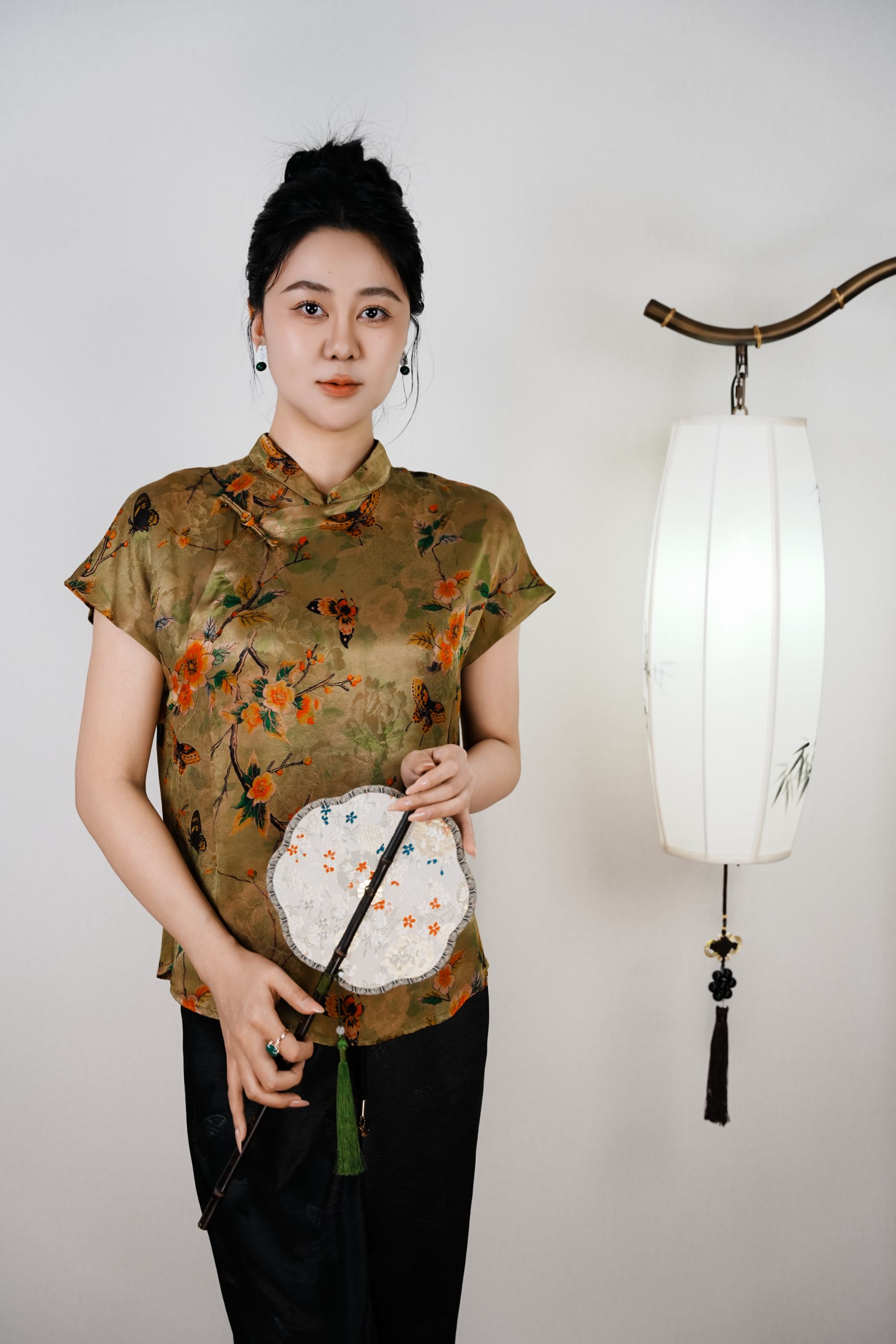 觅婉【问桃】新中式国风香云纱贵气复古绿色款短袖上衣