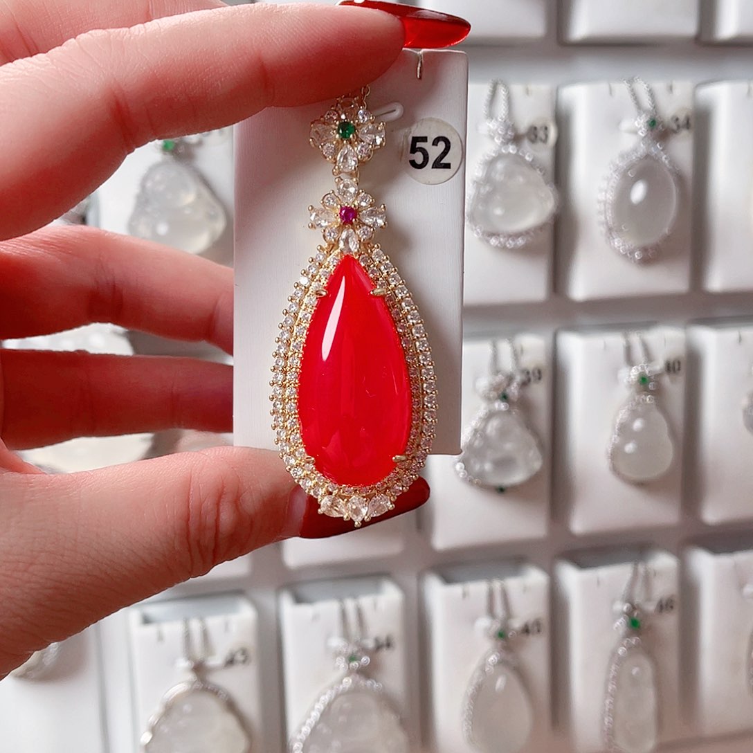 玛瑙/玉髓吊坠(赠链)未镶嵌