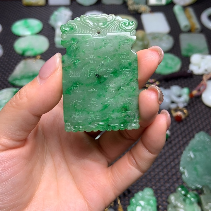 翡翠挂件未镶嵌周*喜