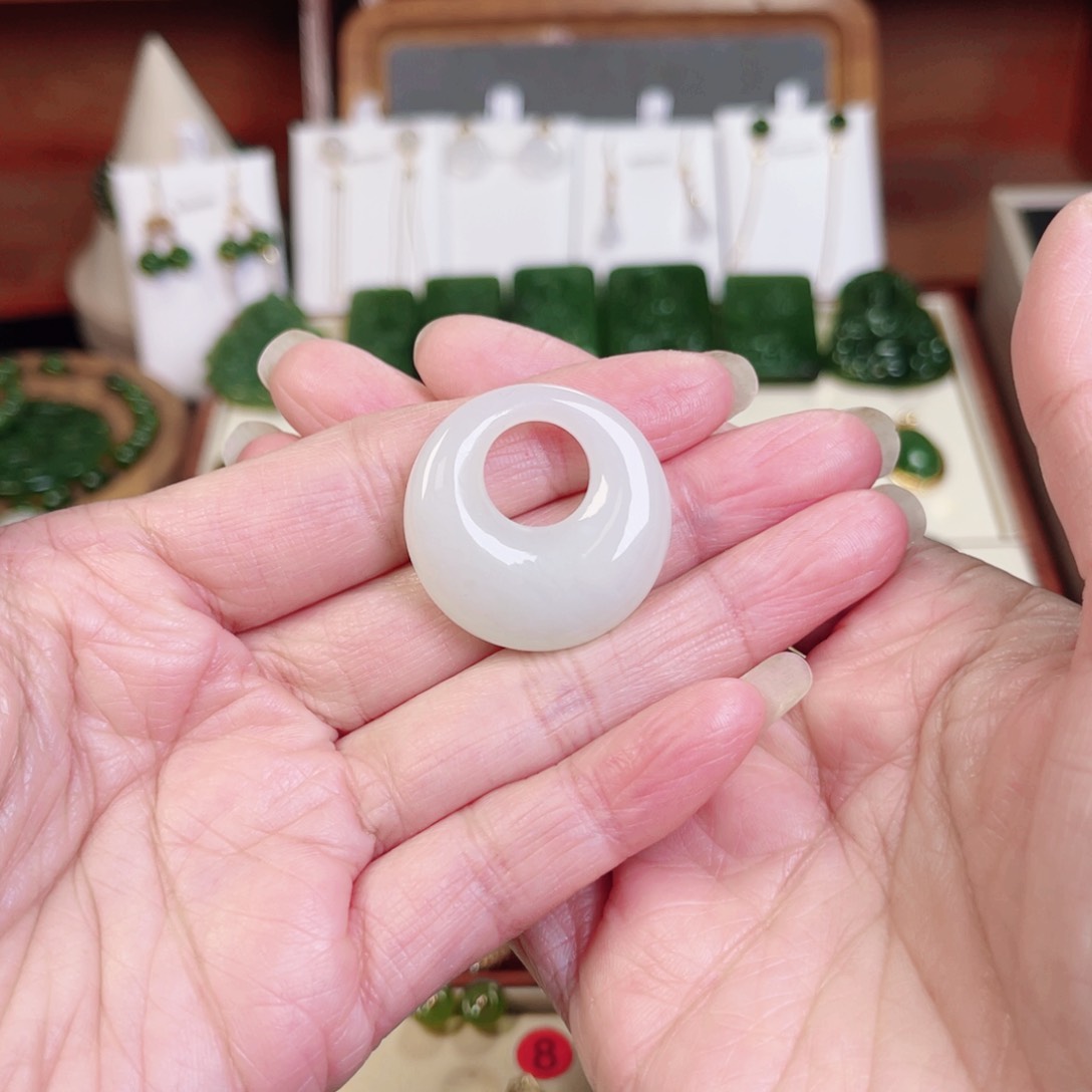 和田玉（白玉）颈饰未镶嵌