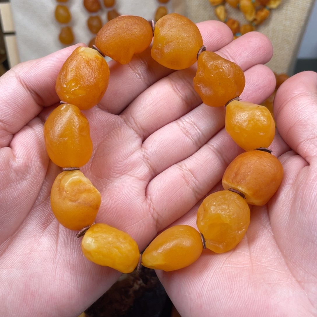 琥珀珠宝奇石未镶嵌