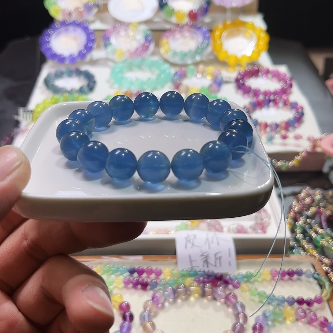 阿***啦萤石未镶嵌手串深蓝13mm79拍三笔