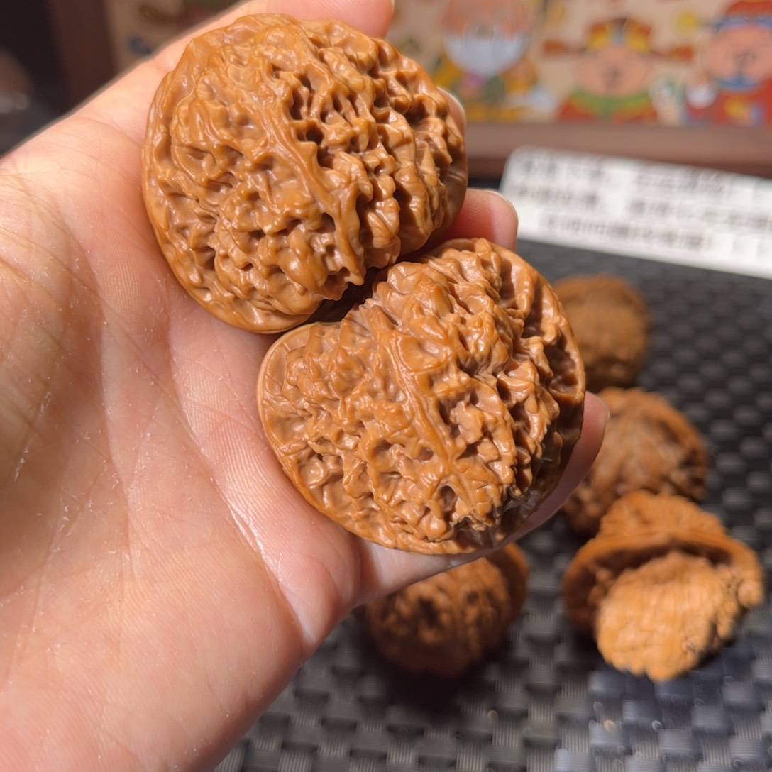 核桃文玩南疆石42+