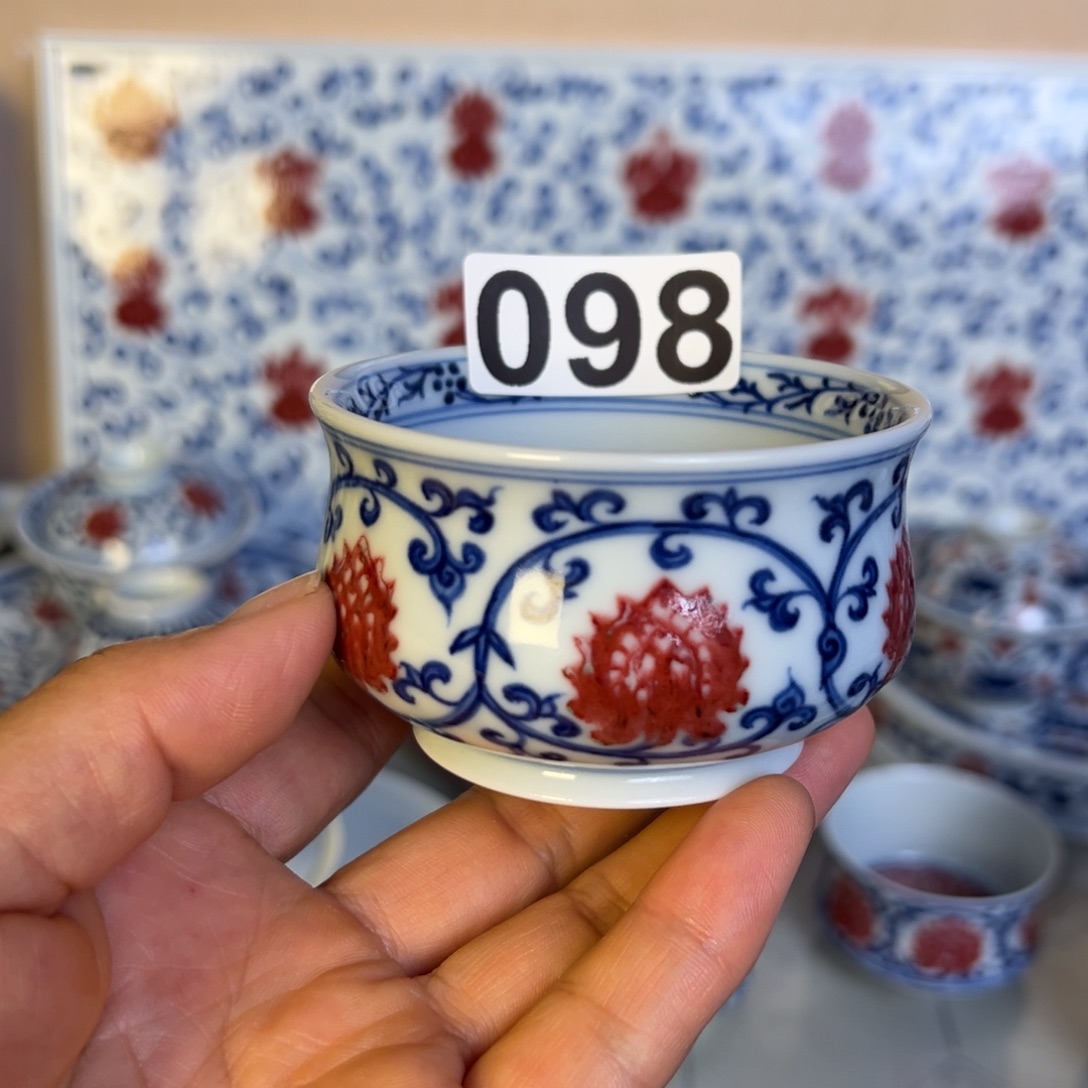 现代瓷青花釉里红工艺