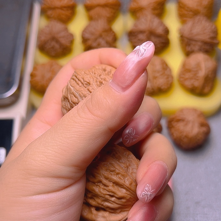 把件桃核有***说铁锤