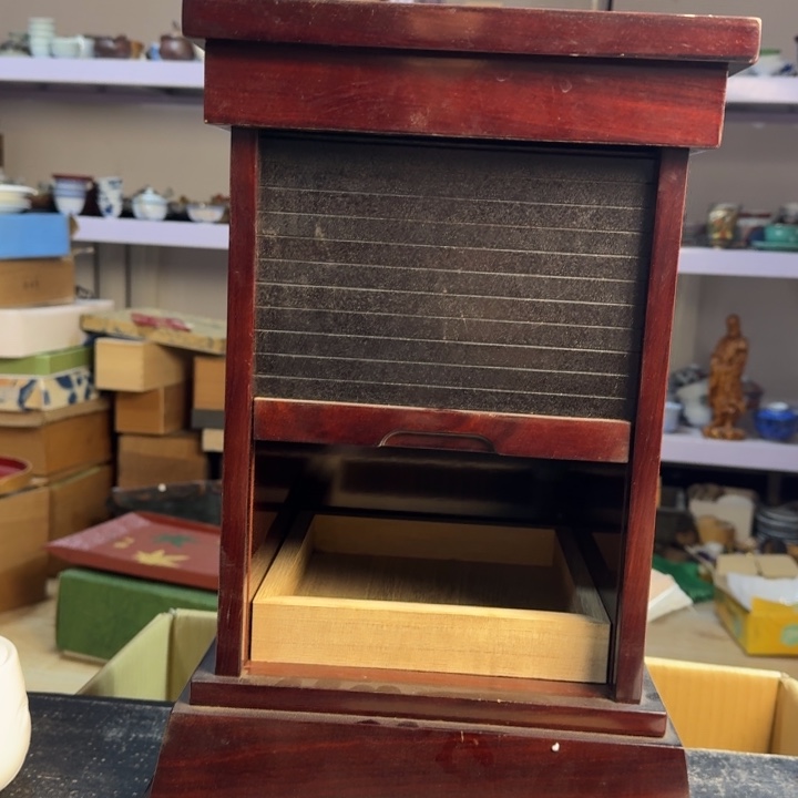 瓷片轻微磕碰，纪念款