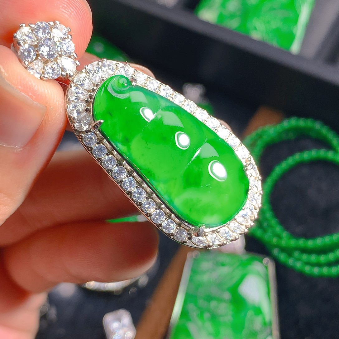 翡翠吊坠(不含链)未镶嵌