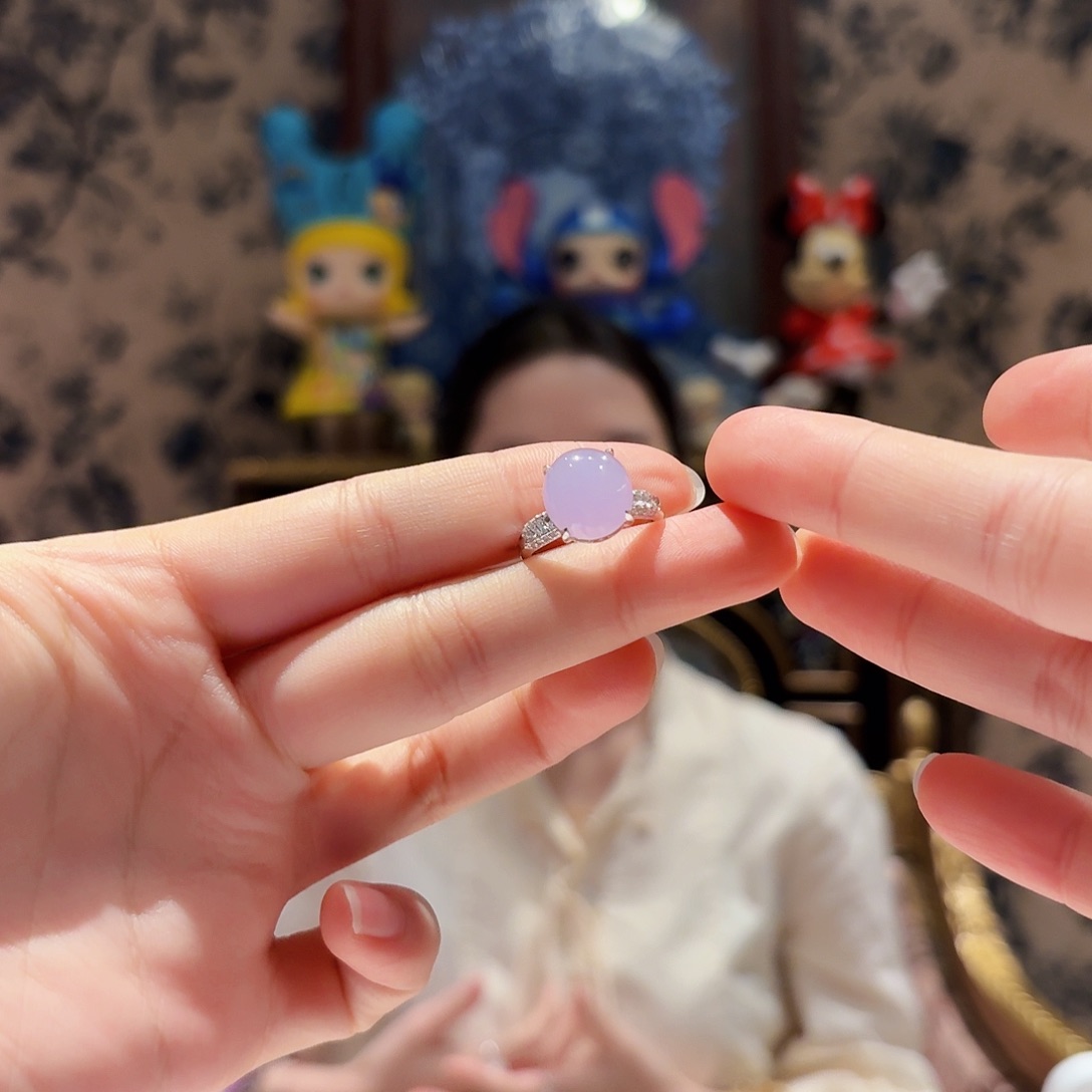 翡翠18K金镶嵌戒指戒指