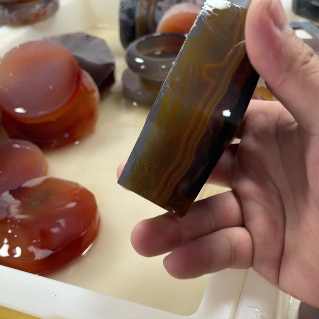 定制玛瑙土****瓜玛瑙手镯