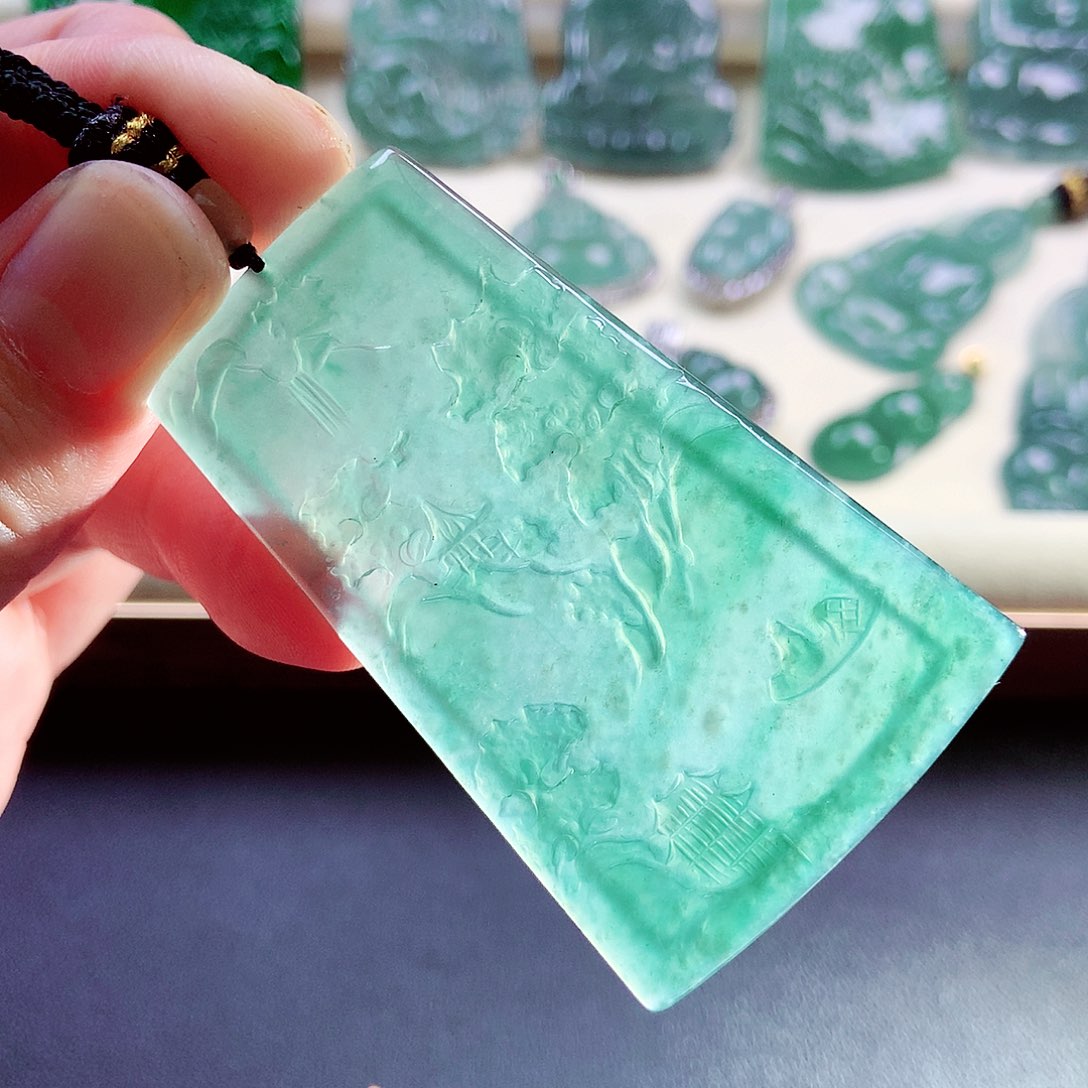 【闪购商品】翡翠颈饰未镶嵌天然