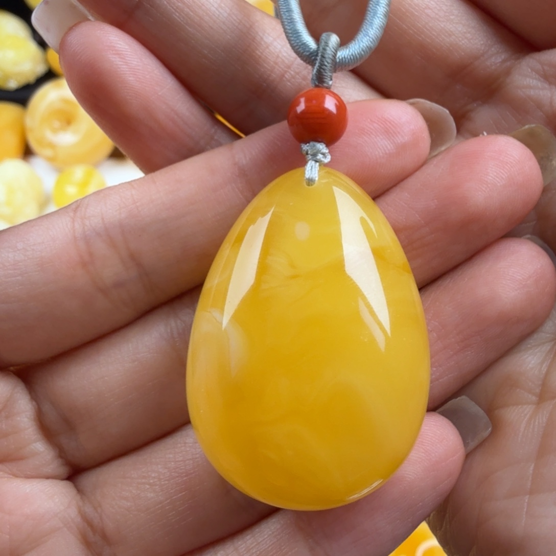 琥珀未镶嵌颈饰纯天然琥珀蜜蜡无优化