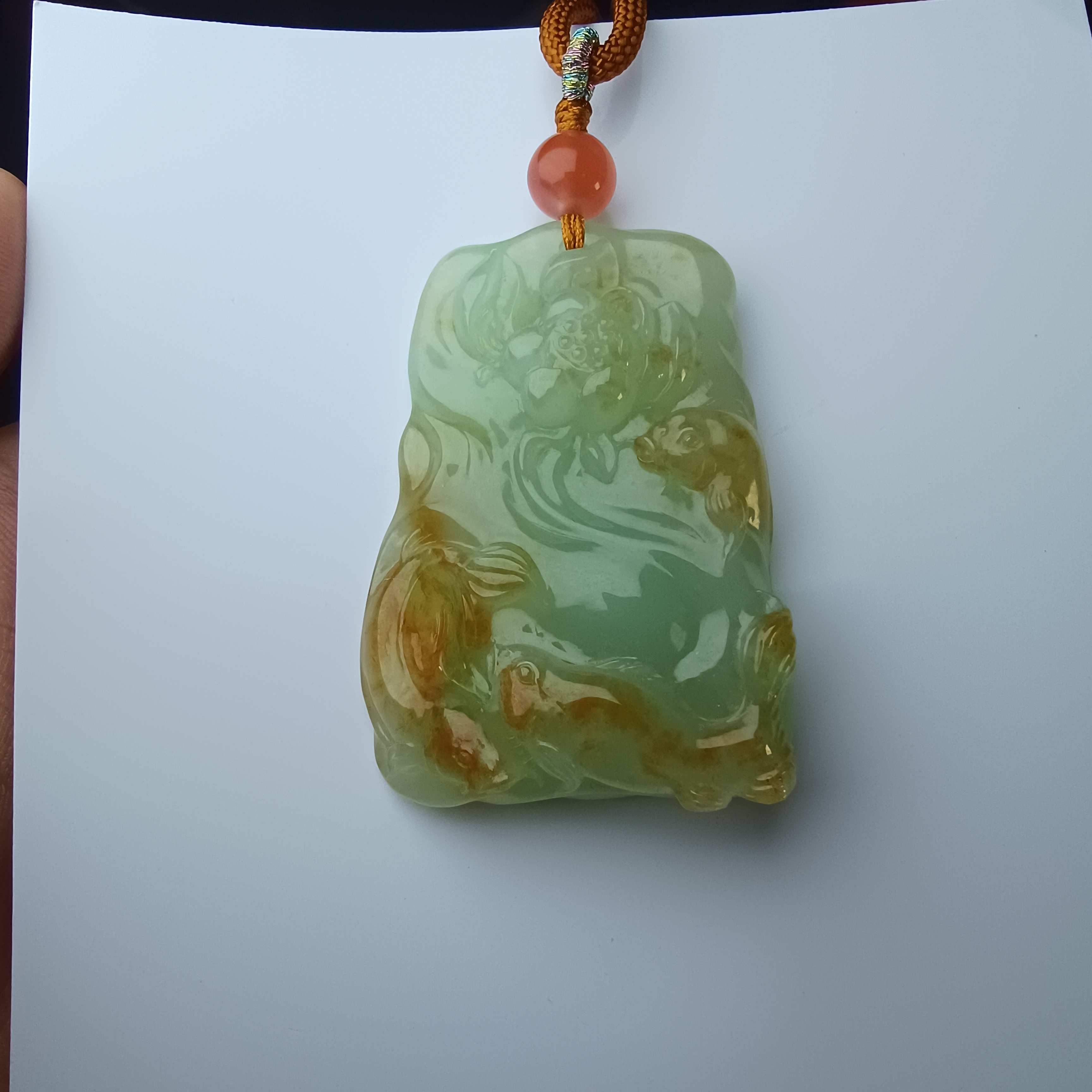 翡翠子非鱼吊坠：轻奢细腻百搭简约精致雕刻气质双面素款