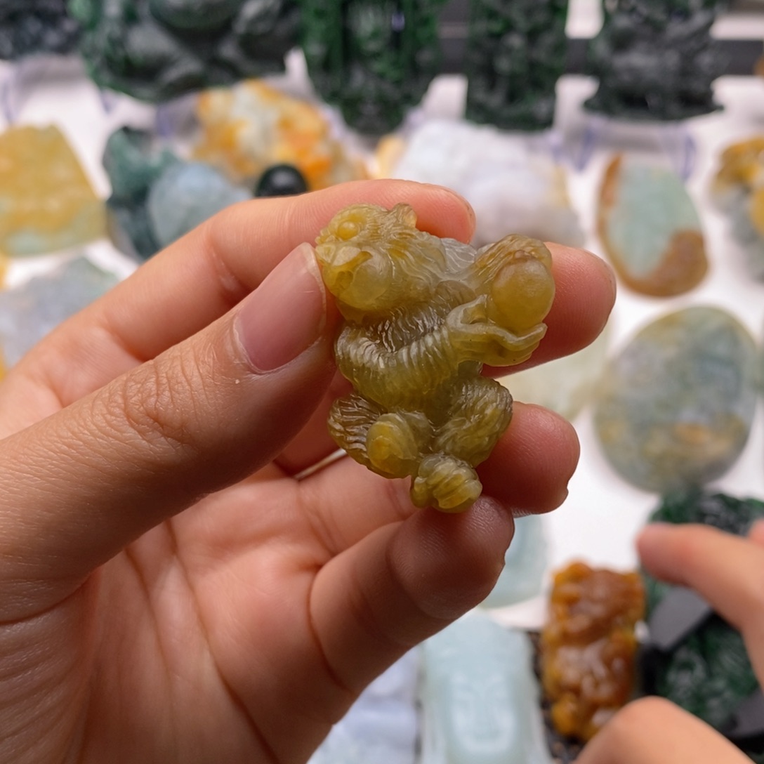 定制翡翠未镶嵌翡翠