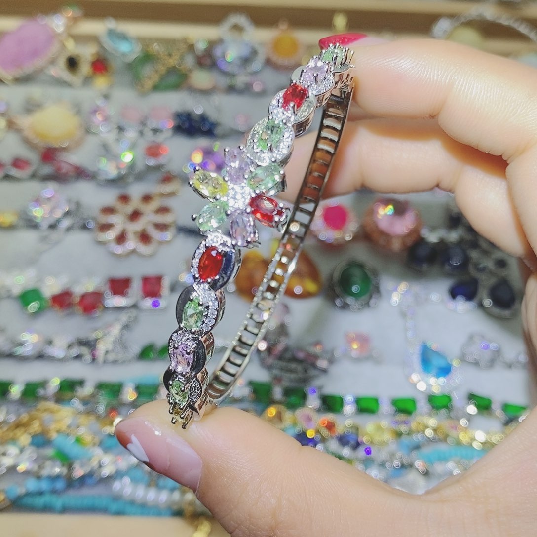 【闪购商品】托帕石耳饰银S925镶嵌