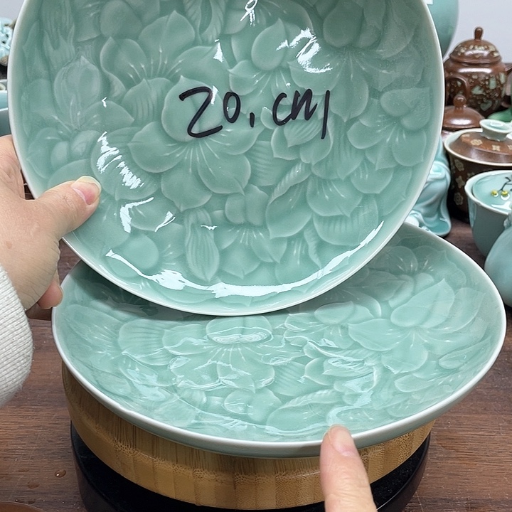 微瑕特价青瓷青瓷2个