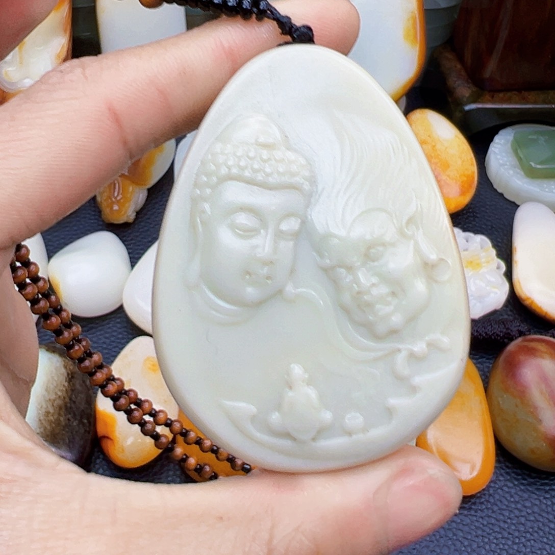 和田玉挂件未镶嵌