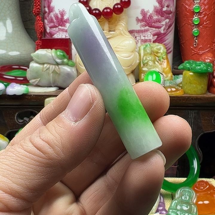 翡翠未镶嵌颈饰全物福利