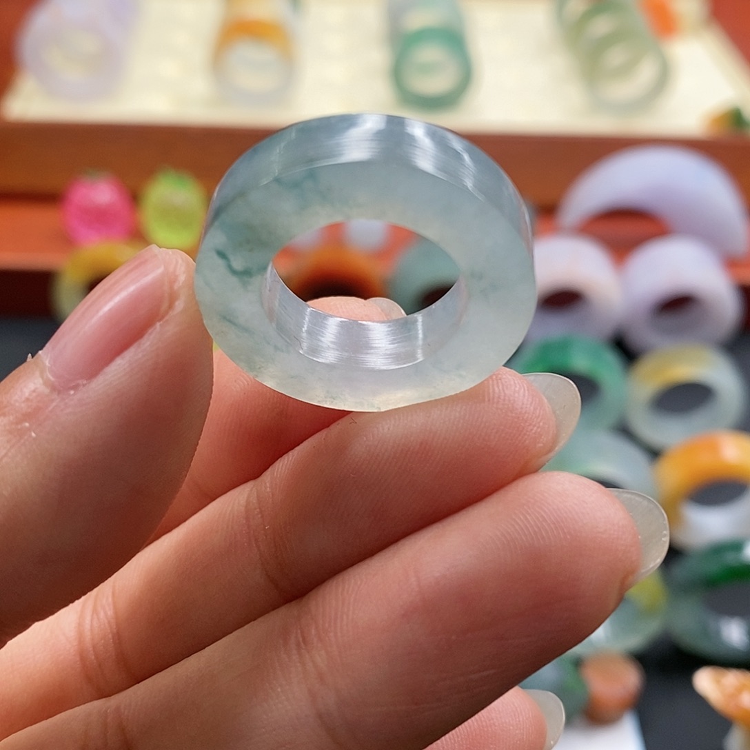 定制翡翠未镶嵌10-16圈口