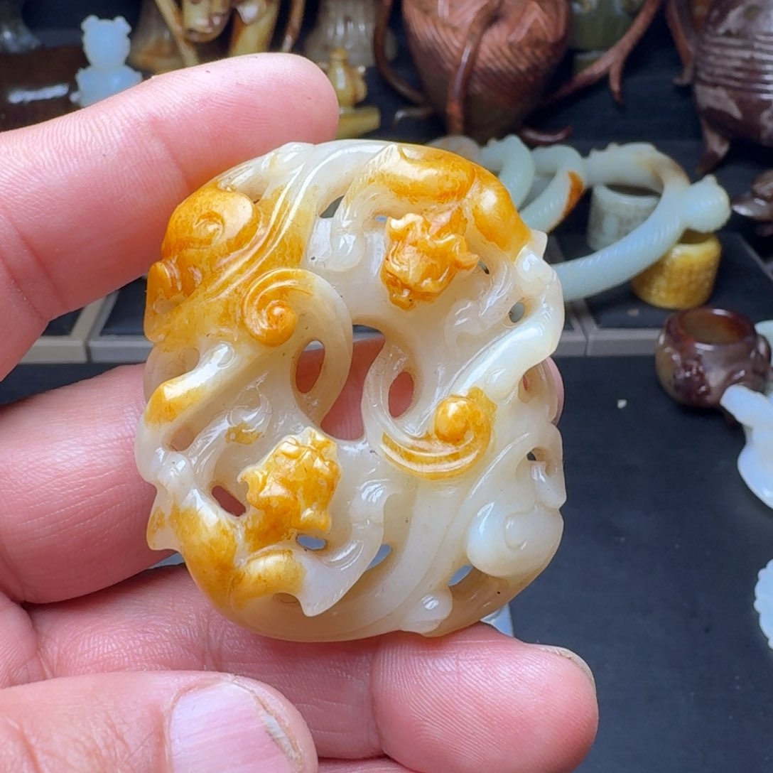 和田玉挂件未镶嵌