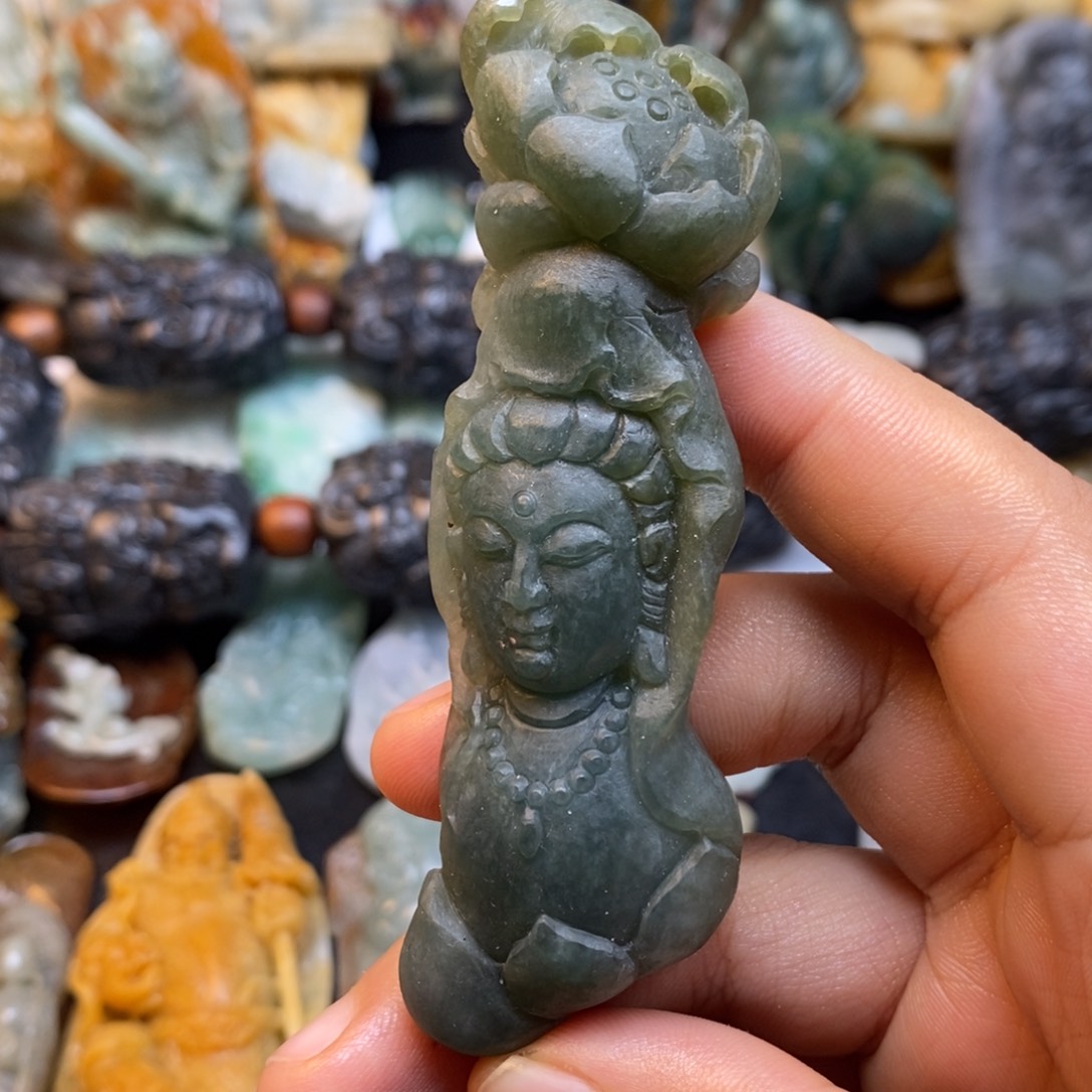 定制翡翠未镶嵌特色24