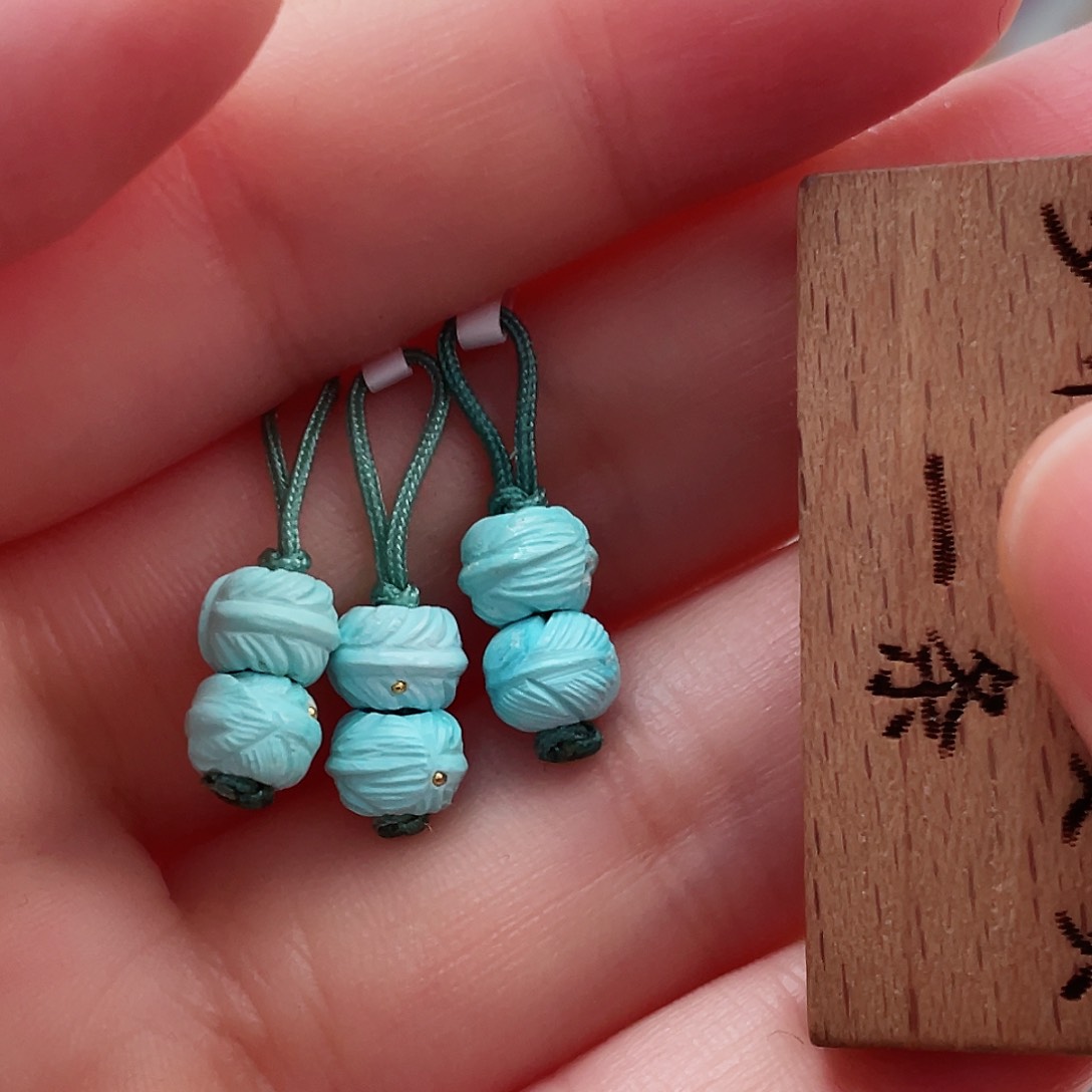 绿松石颈饰未镶嵌