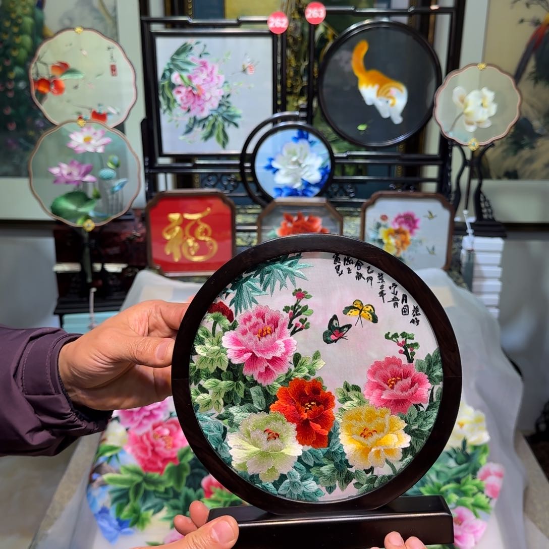 刺绣刺绣工艺精湛