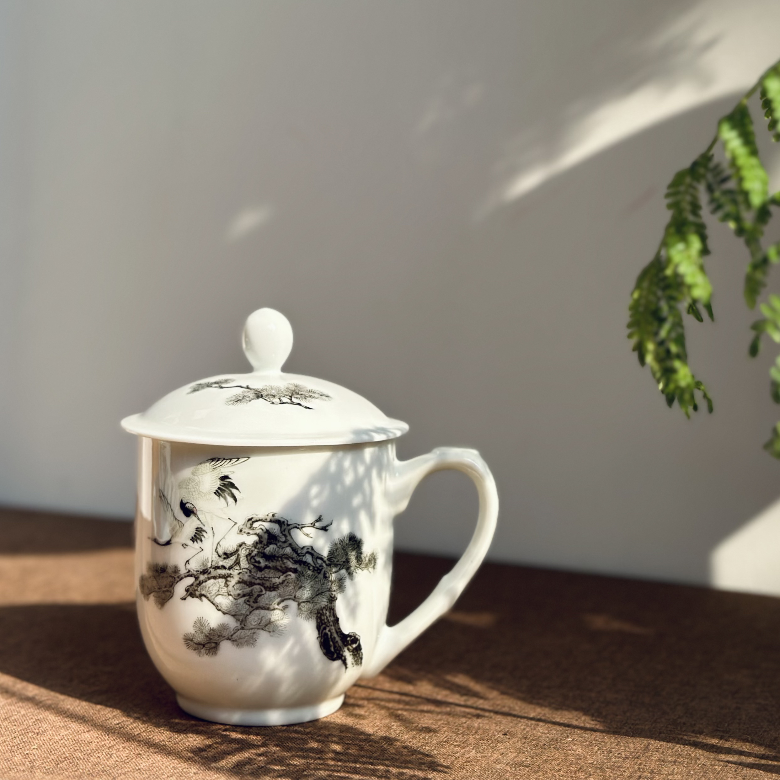 醴陵群力老瓷器釉下五彩瘦金款大球泥薄胎松鹤胜利杯微瑕福利价