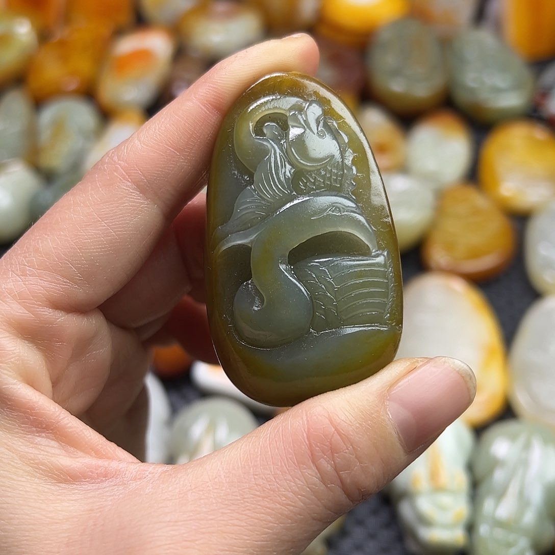 和田玉挂件未镶嵌