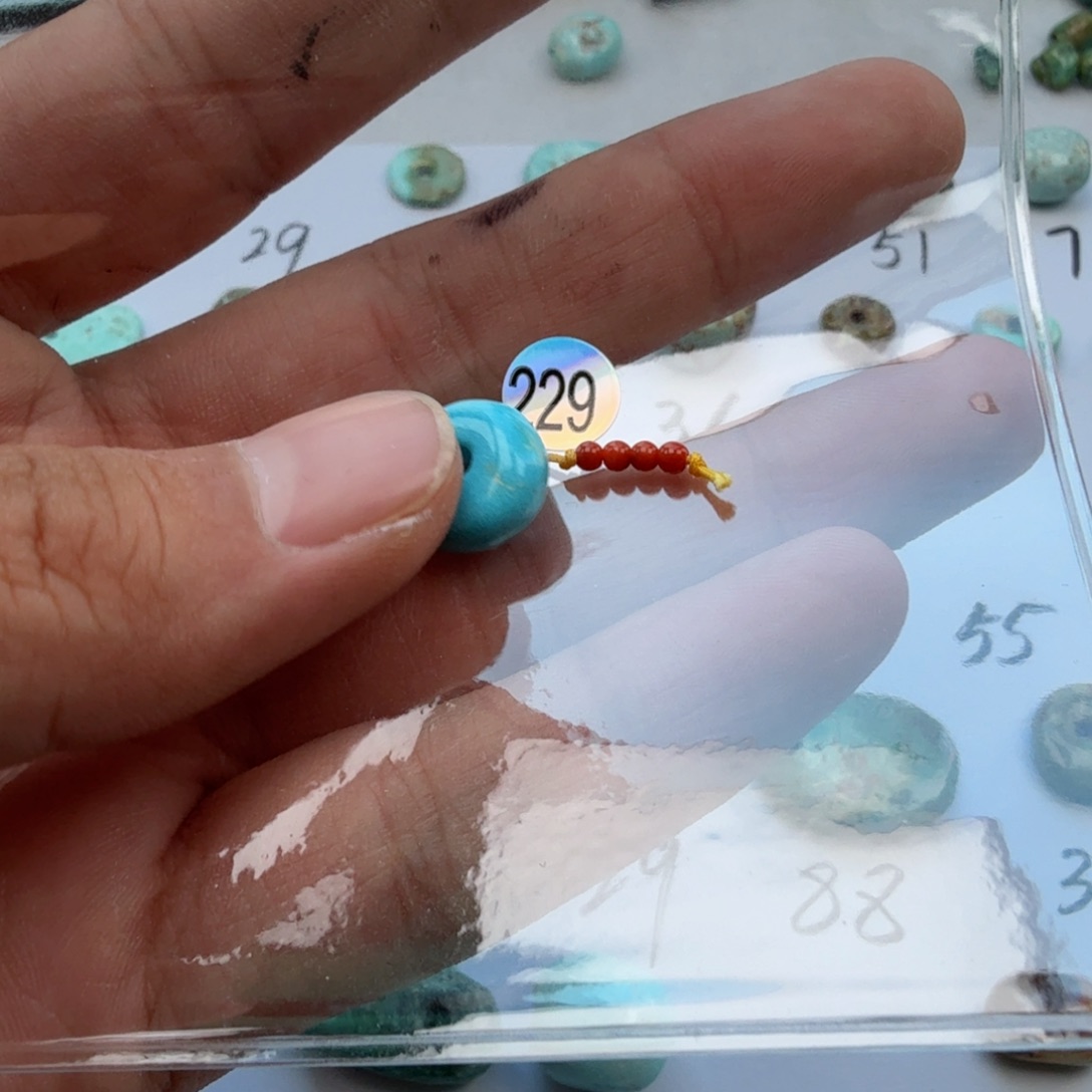 虾***米未镶嵌南红玛瑙珠宝奇石