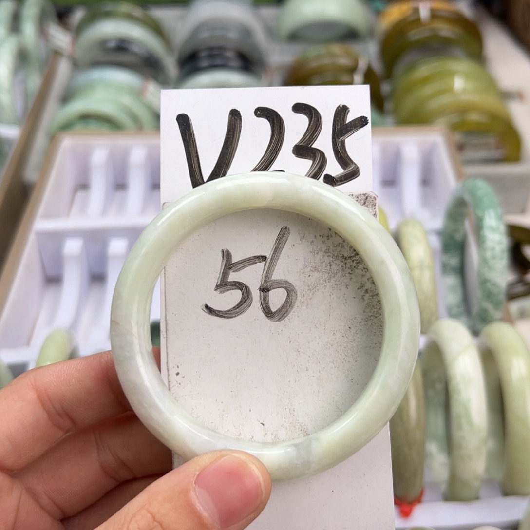 岫玉手镯未镶嵌天然岫玉微瑕