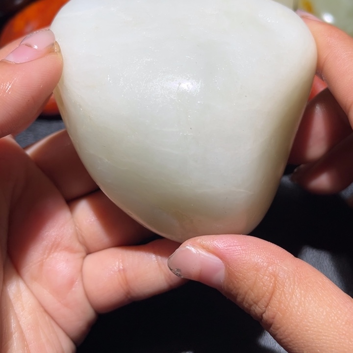 和田玉未镶嵌珠宝奇石