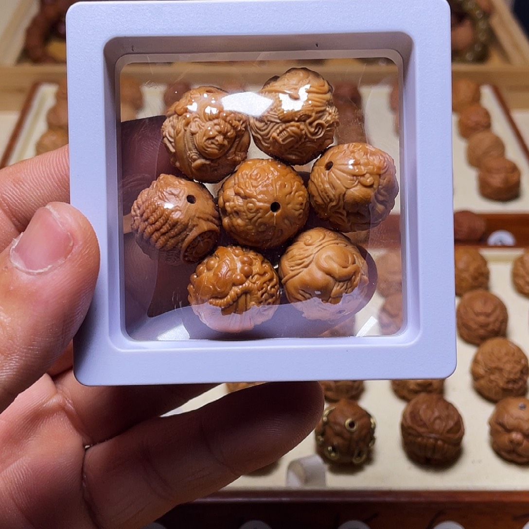 曰***猴头核桃吊坠17左右猴头核桃雕刻