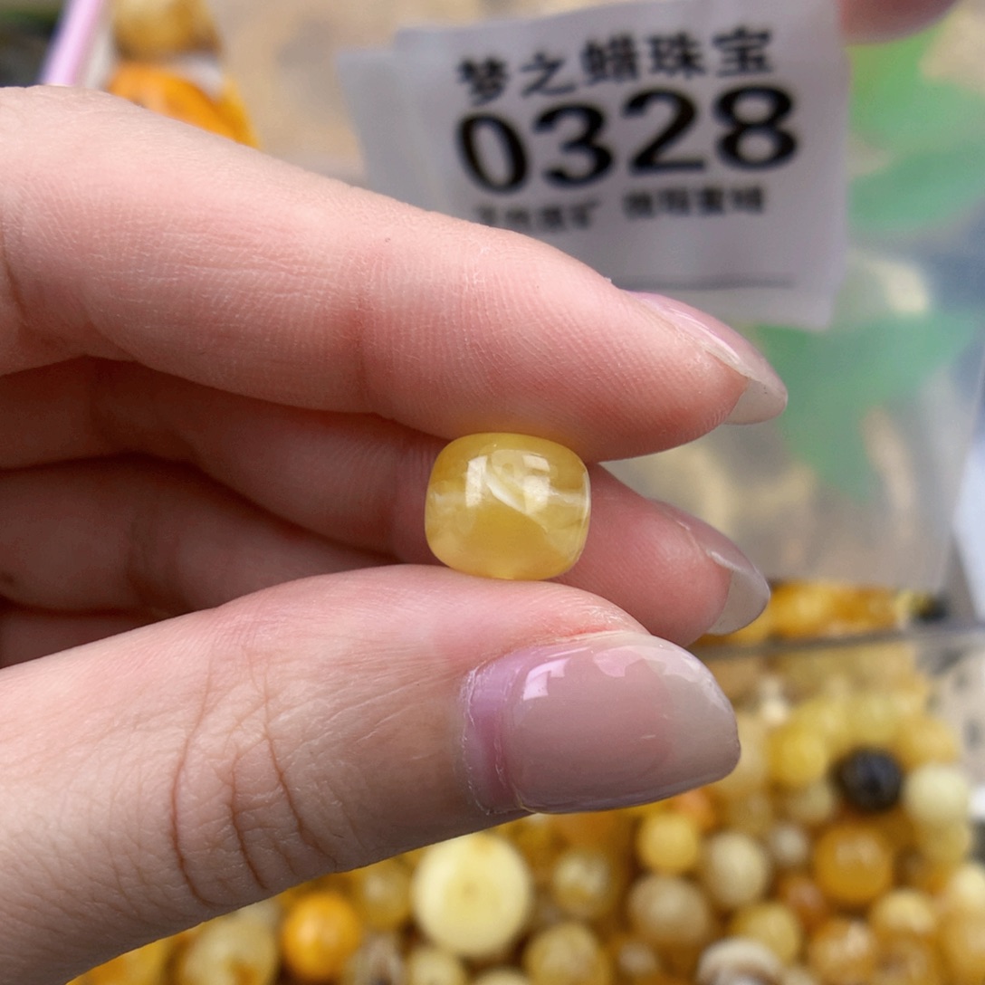 裸石琥珀未镶嵌10