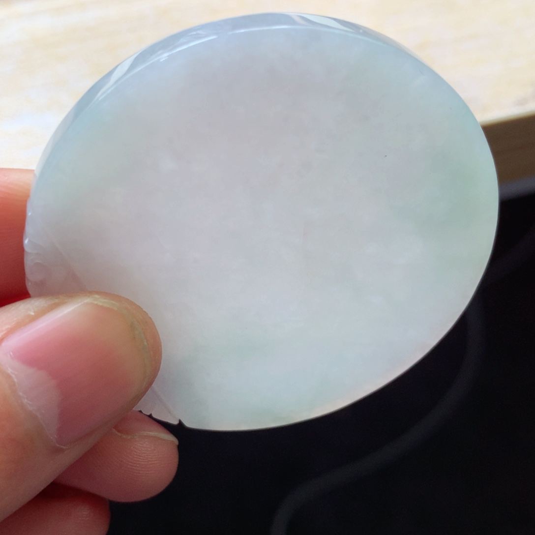 翡翠颈饰未镶嵌吊坠