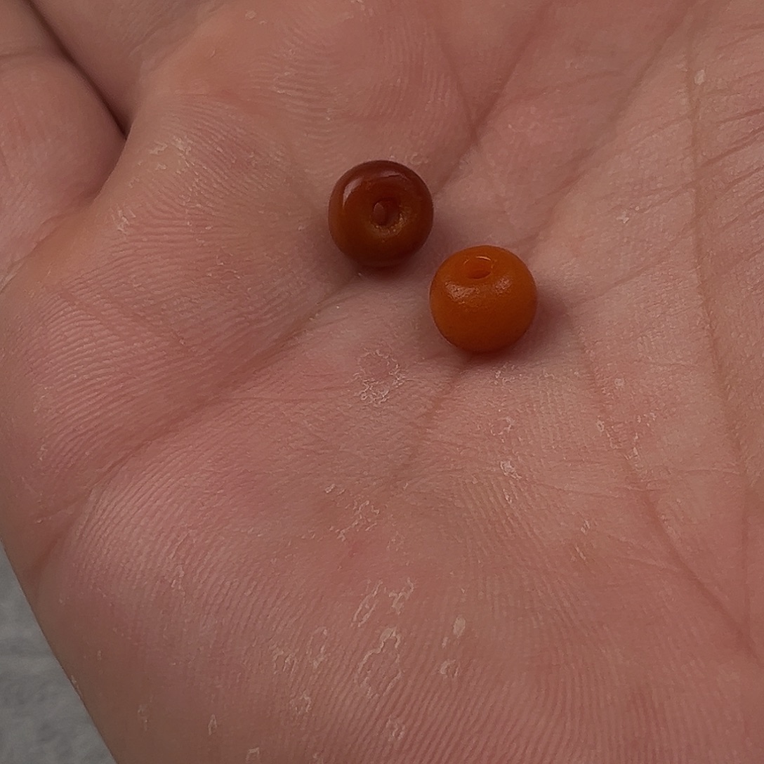 哎****蜜蜡未镶嵌颈饰老蜜蜡