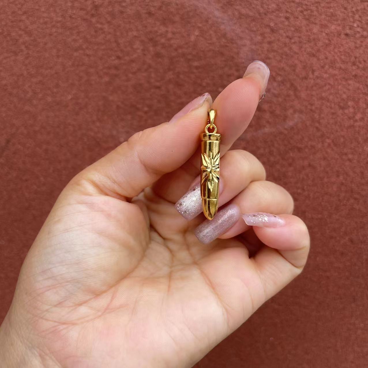 585-精美叶子吊坠