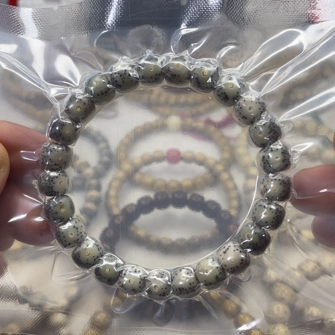 手串星月菩提9✖️8双留白玉化底