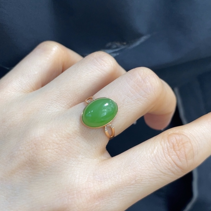 和田玉18K金镶嵌戒指