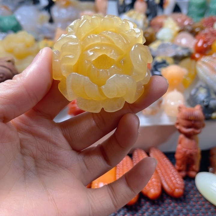 石英质玉挂件未镶嵌